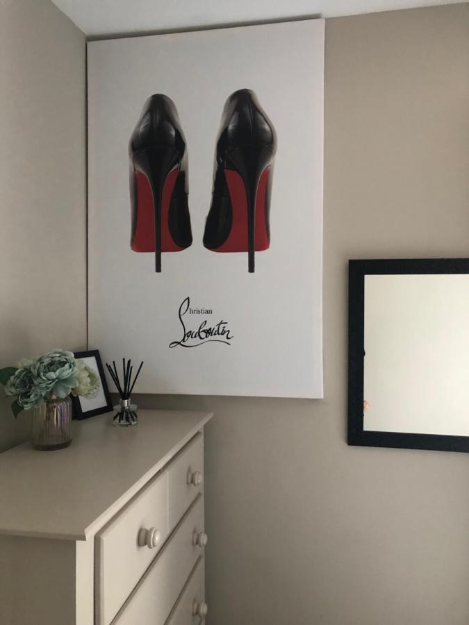 3 Double Bed Brittania Styled Central Home Near Lfc Sleeps 6 With Free Business Super Fast Fibre Broadband Ливърпул Екстериор снимка